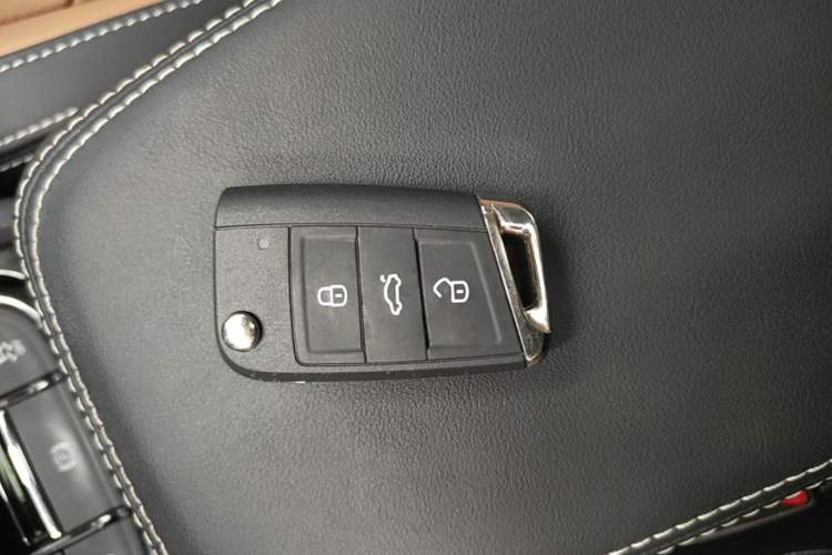 Used Skoda Kodiaq GT 2019 TSI330 Two-Wheel-Drive Luxury Edition China V Standard Vehicle Key