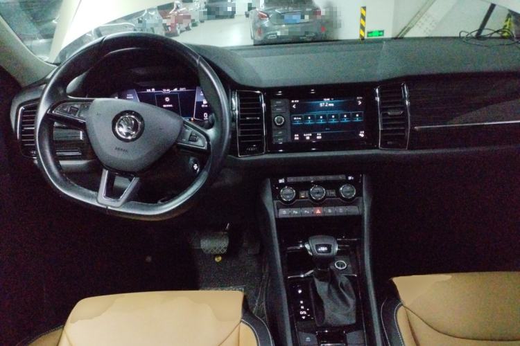 Used Skoda Kodiaq GT 2019 TSI330 Two-Wheel-Drive Luxury Edition China V Standard Center Console