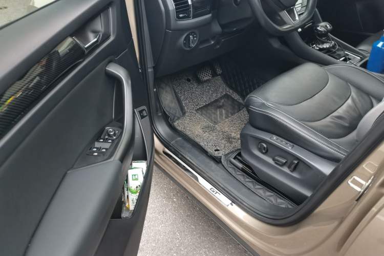 Used Skoda Kodiaq GT 2019 TSI380 4x4 Luxury Edition China VI Standard Driver Seat