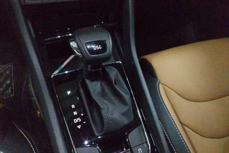 Used Skoda Kodiaq GT 2019 TSI330 Two-Wheel-Drive Luxury Edition China V Standard Gear Lever