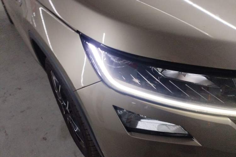 Used Skoda Kodiaq GT 2019 TSI330 Two-Wheel-Drive Luxury Edition China V Standard Right Front Headlight