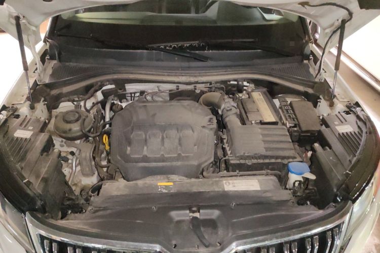 Used Skoda Kodiaq GT 2021 TSI330 Two-Wheel-Drive Luxury Edition Engine Bay