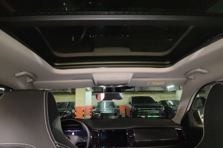 Used Skoda Kodiaq GT 2021 TSI330 Two-Wheel-Drive Luxury Edition Headliner