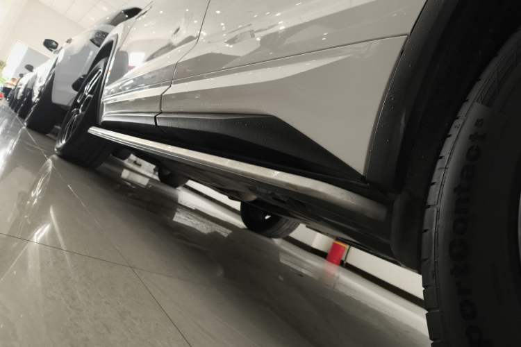 Used Skoda Kodiaq GT 2021 TSI330 Two-Wheel-Drive Luxury Edition Left Side Sill