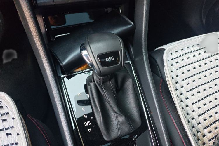 Used Skoda Kodiaq GT 2022 TSI330 Two-Wheel-Drive Luxury Edition Gear Lever