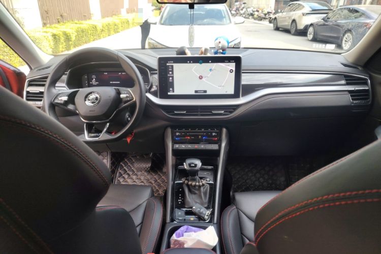 Used Skoda Kodiaq GT 2022 TSI330 Two-Wheel-Drive Luxury Edition Center Console