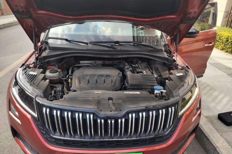 Used Skoda Kodiaq GT 2022 TSI330 Two-Wheel-Drive Luxury Edition Engine Bay