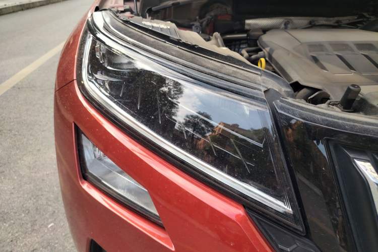 Used Skoda Kodiaq GT 2022 TSI330 Two-Wheel-Drive Luxury Edition Right Front Headlight