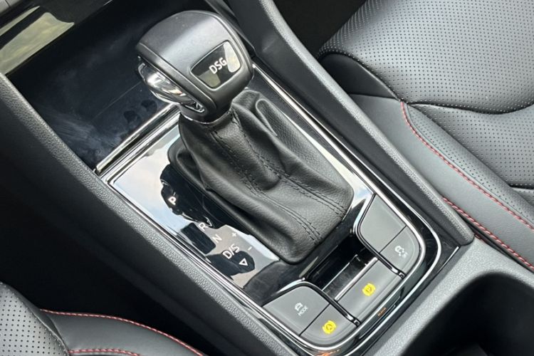 Used Skoda Kodiaq GT 2022 TSI330 Two-Wheel-Drive Luxury Edition Gear Lever