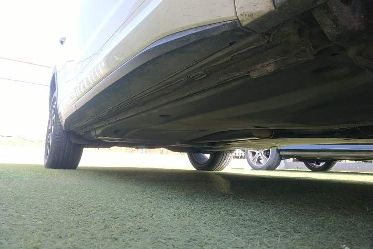 Used Skoda Kodiaq GT 2022 TSI330 Two-Wheel-Drive Luxury Edition Right Side Sill