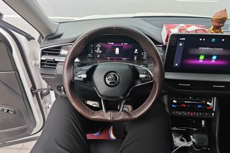 Used Skoda Kodiaq GT 2022 TSI330 Two-Wheel-Drive Luxury Edition Steering Wheel