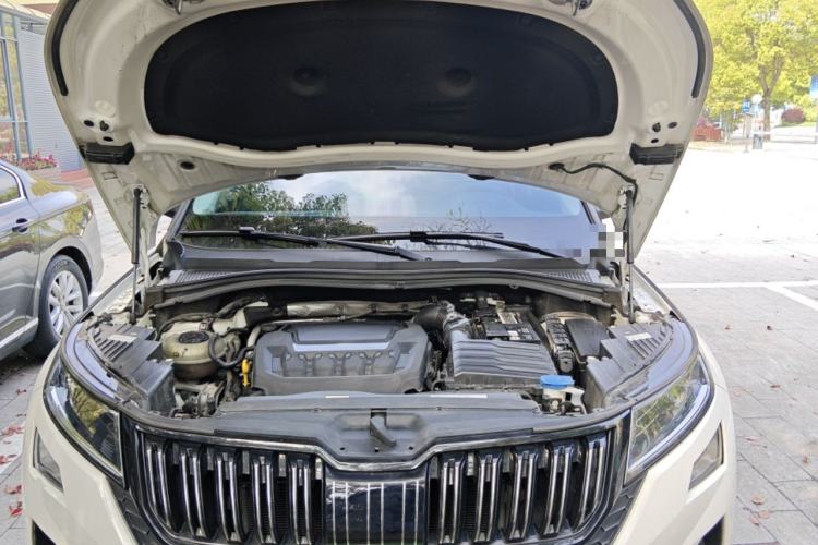 Used Skoda Kodiaq GT 2023 Restyled TSI330 Two-Wheel-Drive Luxury Edition Engine Bay