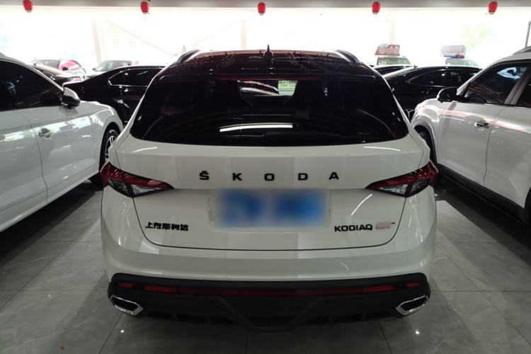 Used Skoda Kodiaq GT 2023 Restyled TSI330 Two-Wheel-Drive Luxury Edition Exterior 4