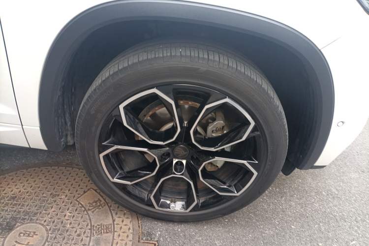 Used Skoda Kodiaq GT 2023 Facelifted TSI380 Four-Wheel Drive Flagship Edition Right Front Wheel Hub