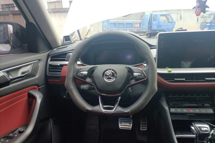 Used Skoda Kodiaq GT 2023 Facelifted TSI380 Four-Wheel Drive Flagship Edition Steering Wheel
