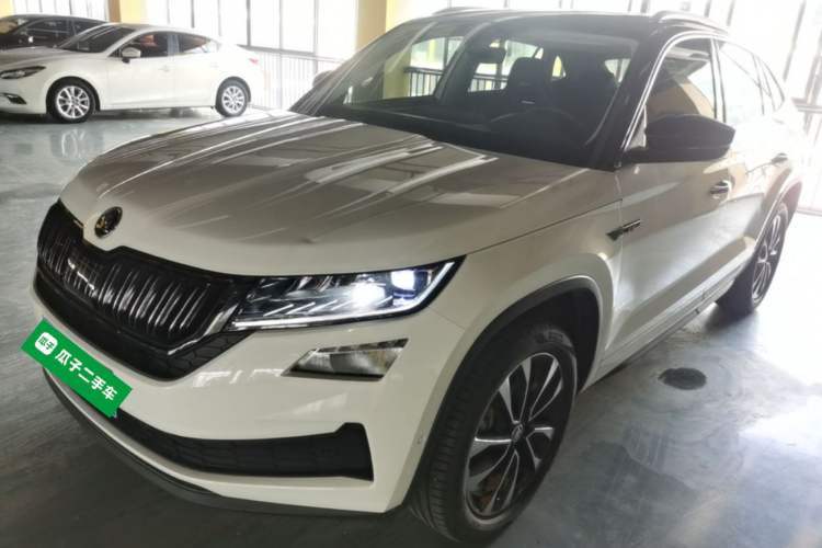 Skoda Kodiaq GT 2023 Facelifted TSI380 Four-Wheel Drive Flagship Edition d’occasion Guazi used car, China used car export, Used car for sale, Used cars, Cheapest cars for sale