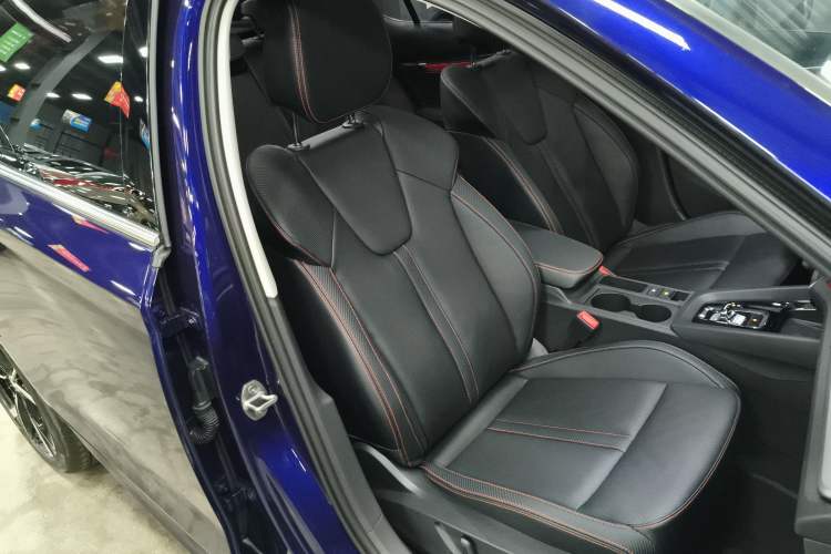 Used Skoda Octavia 2021 PRO TSI280 DSG Flagship Edition Right Front Seat