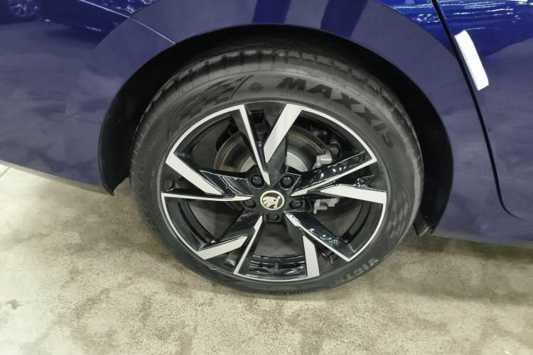 Used Skoda Octavia 2021 PRO TSI280 DSG Flagship Edition Right Rear Wheel Hub