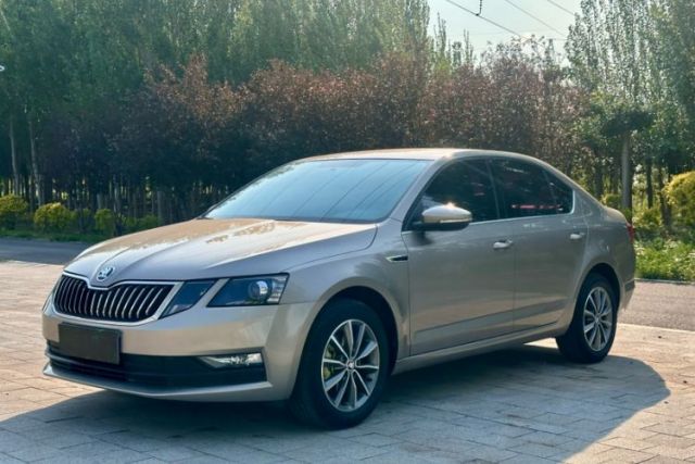 Used Skoda Octavia 2019 TSI230 DSG Smart & Comfort Edition China VI Standard