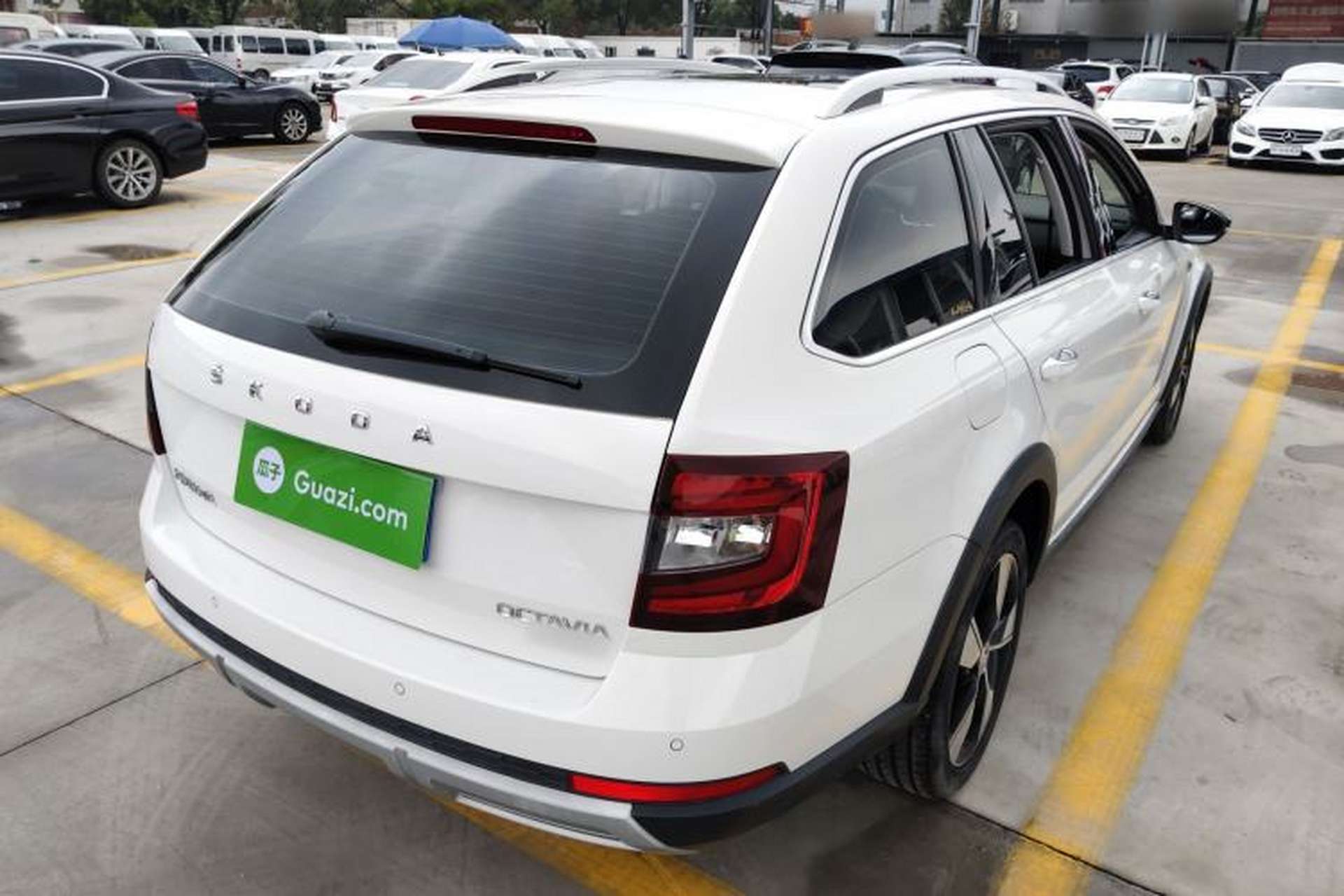 Used Skoda Octavia 2019 TSI280 DSG Luxury Edition Station Wagon China VI Standard Exterior 5