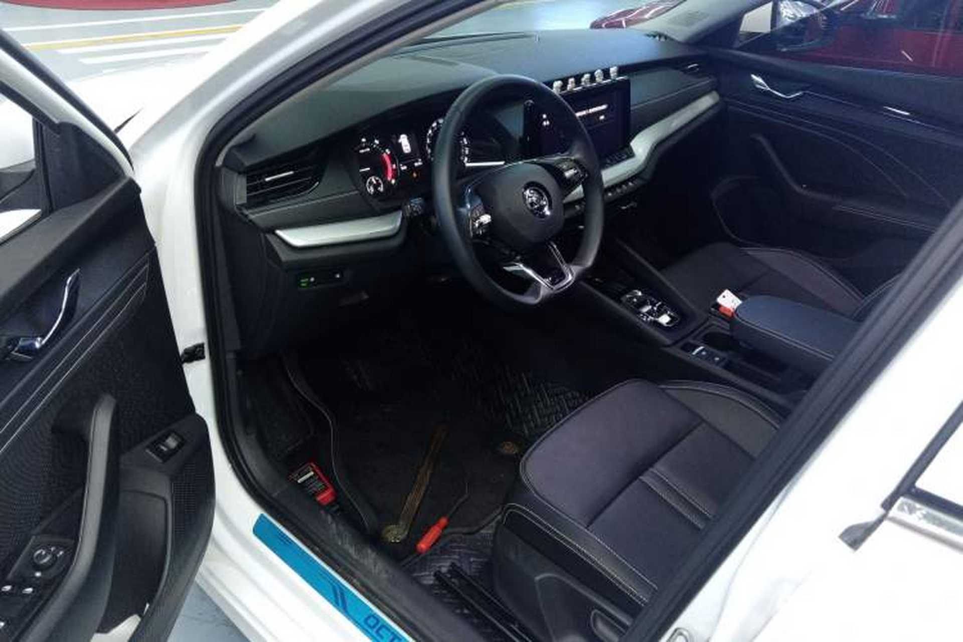 Used Skoda Octavia 2023 Facelifted PRO TSI280 Prestige Edition Interior 3