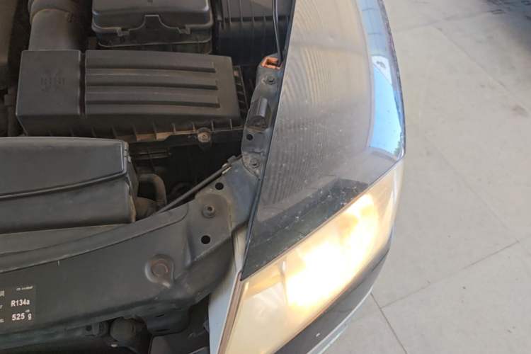 Used Skoda Octavia 2007 1.8T Automatic Elegance Edition Engine Bay Left