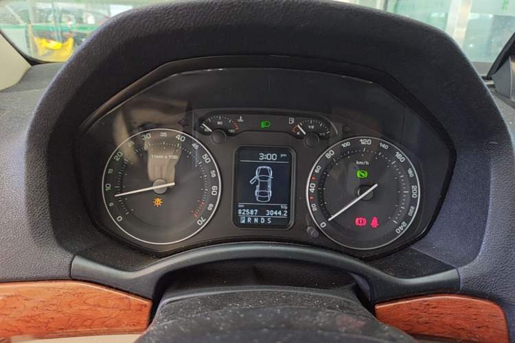 Used Skoda Octavia 2007 1.8T Automatic Elegance Edition Instrument Cluster