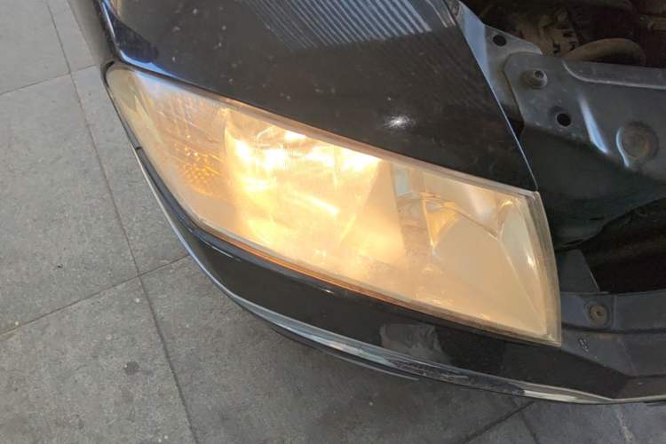 Used Skoda Octavia 2007 1.8T Automatic Elegance Edition Right Front Headlight