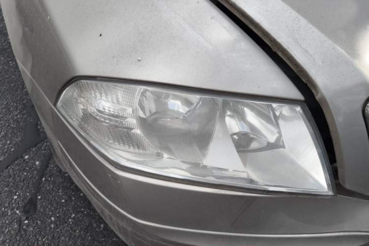 Used Skoda Octavia 2007 1.6L Manual Eado Edition Right Front Headlight