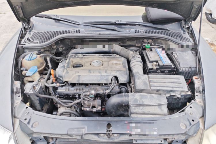 Used Skoda Octavia 2007 1.8T Automatic Elegance Edition Engine Bay