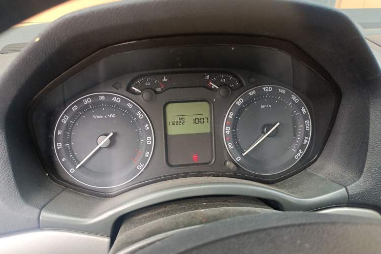 Used Skoda Octavia 2007 1.6L Automatic Elegance Edition Odometer Close Up