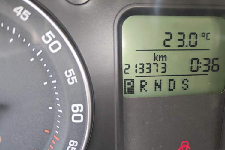 Used Skoda Octavia 2007 1.8T Automatic Elegance Edition Odometer Close Up