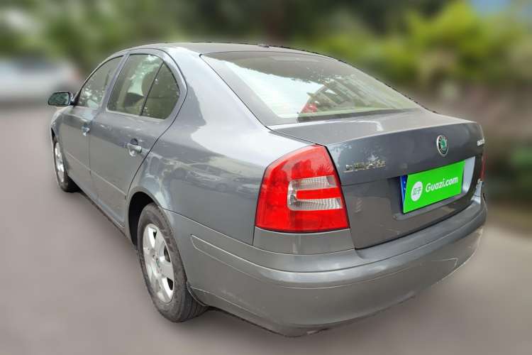 Used Skoda Octavia 2007 1.6L Manual Eado Edition Rear Left 45 Deg