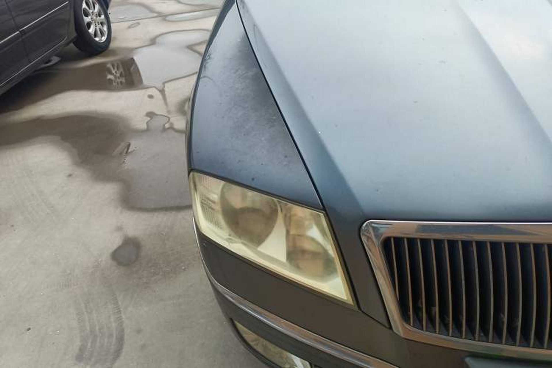 Used Skoda Octavia 2007 1.6L Automatic Elegance Edition Right Front Headlight