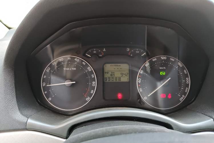 Used Skoda Octavia 2007 2.0L Automatic Exquisite Edition Instrument Cluster