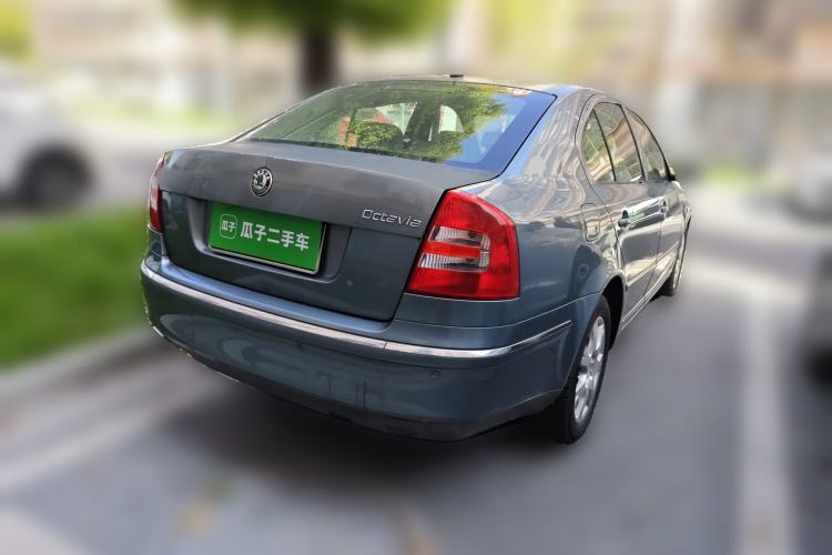 Used Skoda Octavia 2007 2.0L Automatic Exquisite Edition Rear Right 45 Deg