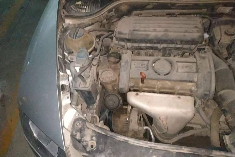 Used Skoda Octavia 2007 1.6L Automatic Eado Edition Engine Bay Right