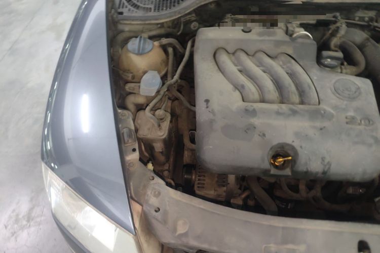 Used Skoda Octavia 2007 2.0L Automatic Exquisite Edition Engine Bay Right