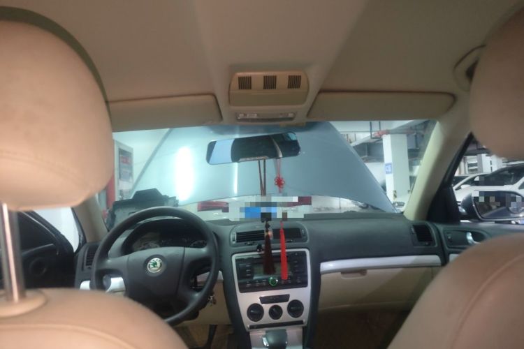 Used Skoda Octavia 2007 2.0L Automatic Exquisite Edition Headliner