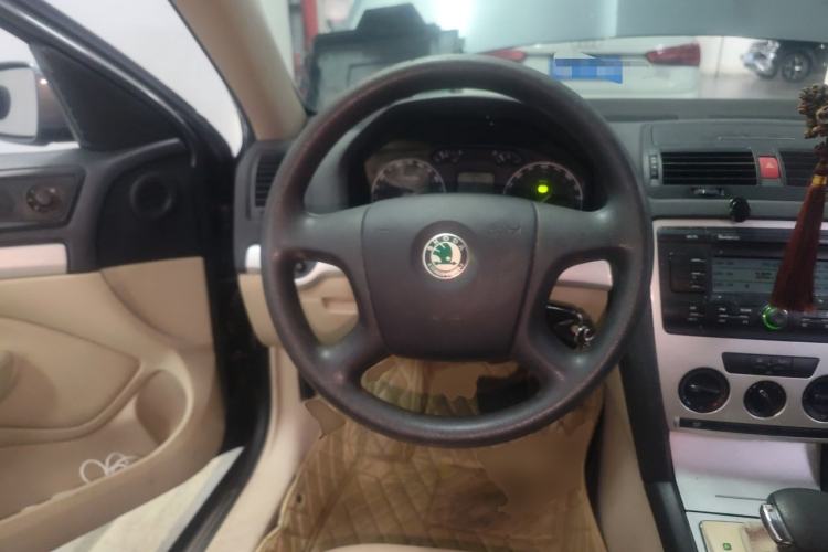 Used Skoda Octavia 2007 2.0L Automatic Exquisite Edition Steering Wheel