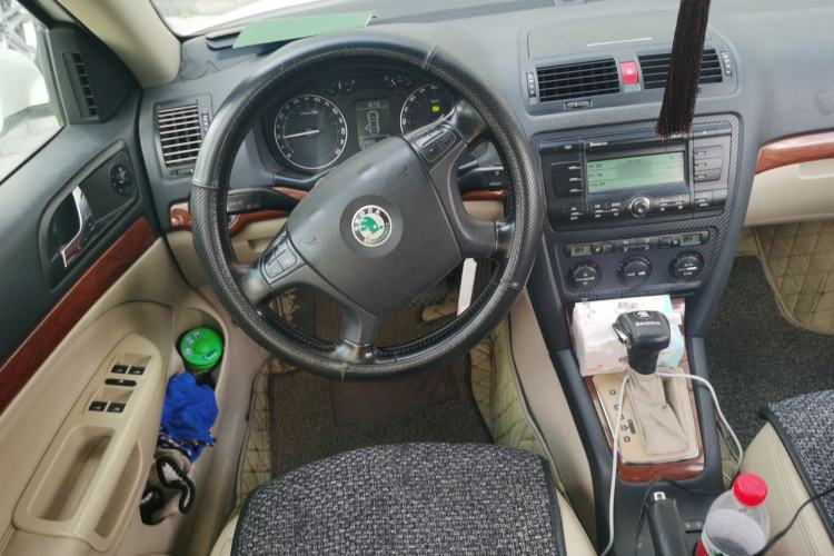 Used Skoda Octavia 2007 1.8T Automatic Elegance Edition Steering Wheel