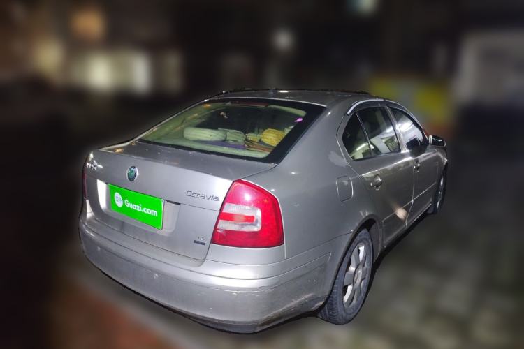 Used Skoda Octavia 2007 1.6L Manual Eado Edition Rear Right 45 Deg