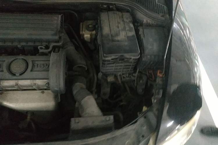 Used Skoda Octavia 2009 1.6L Automatic Elegance Edition Engine Bay Left