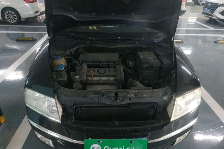Used Skoda Octavia 2009 1.6L Automatic Elegance Edition Engine Bay
