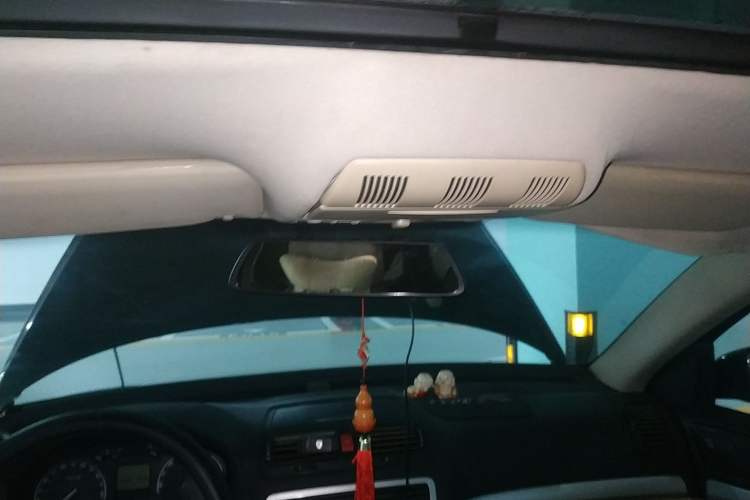Used Skoda Octavia 2009 1.6L Automatic Elegance Edition Headliner