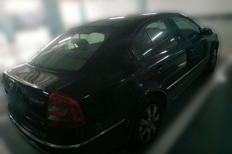 Used Skoda Octavia 2009 1.6L Automatic Elegance Edition Rear Right 45 Deg