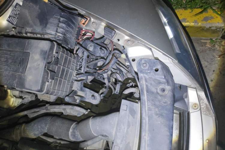 Used Skoda Octavia 2009 1.6L Automatic Eado Model Engine Bay Left