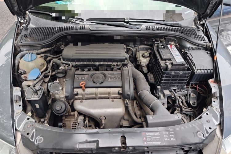 Used Skoda Octavia 2009 1.6L Manual Elegance Edition Engine Bay