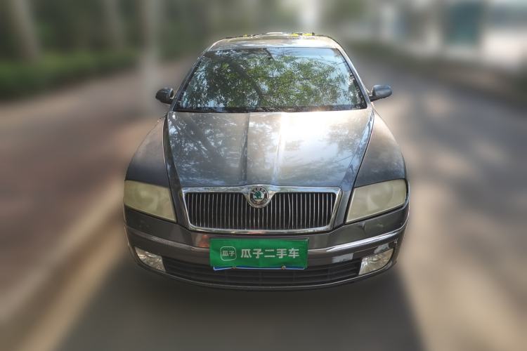 Used Skoda Octavia 2009 1.6L Manual Elegance Edition Front
