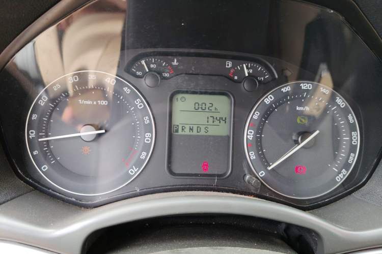 Used Skoda Octavia 2009 1.6L Automatic Elegance Edition Instrument Cluster